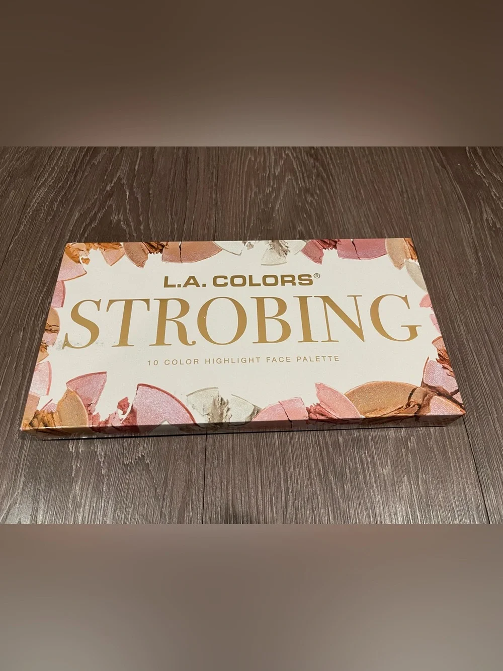 L.A. COLORS Strobing 10 Color Highlight Face Palette